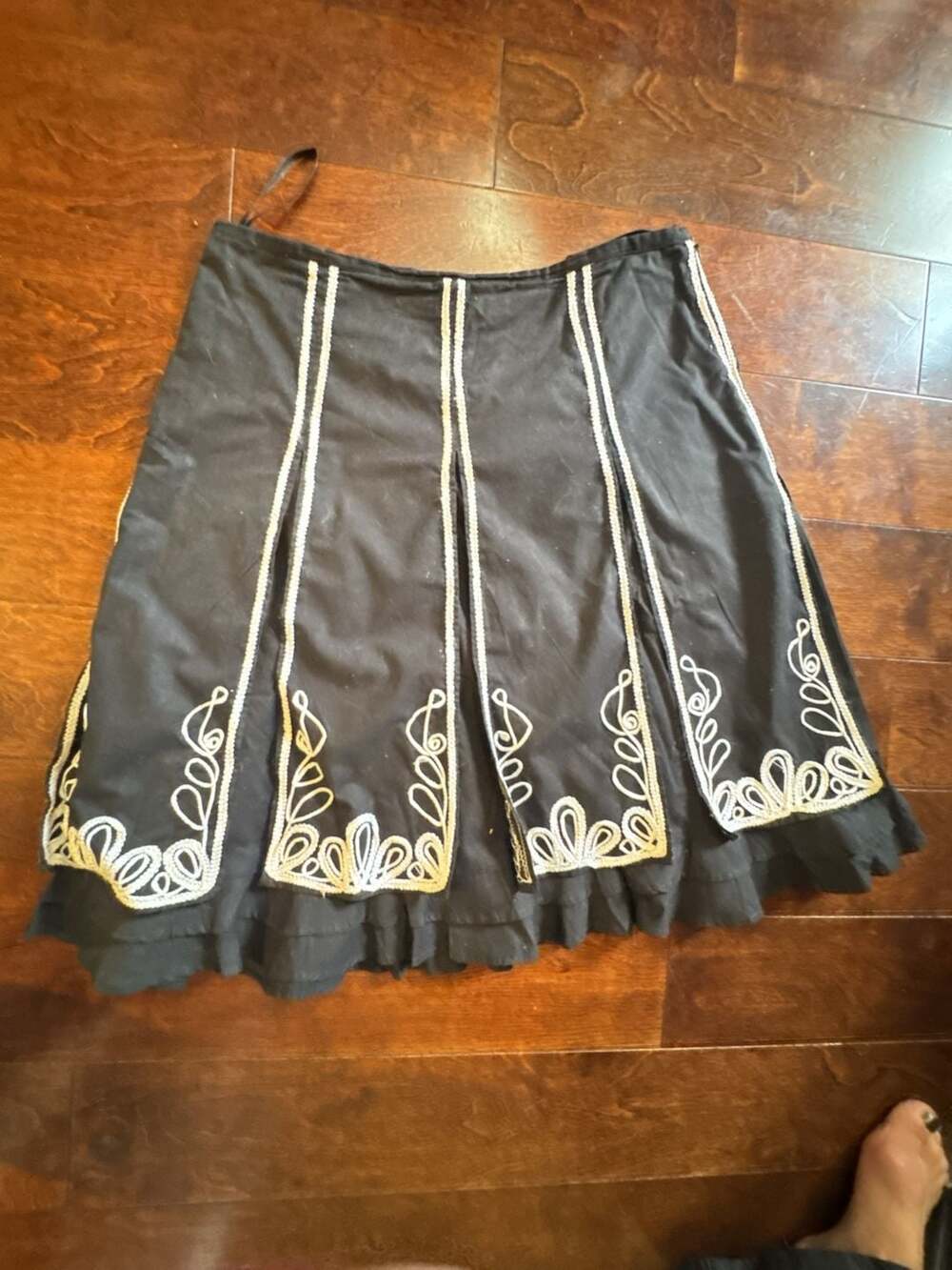 Mix Nouveau Petite Size PM Black White Embroidered Skirt